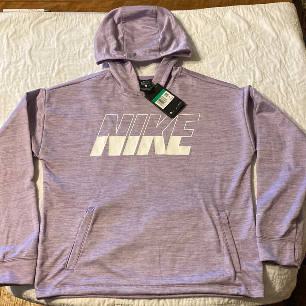 Girl’s Nike Dri-Fit hoodie with thumb holes in size XL.